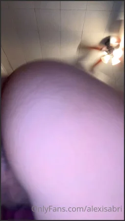 alexisabri Lemme shake this ass and tits for you daddy you like my li 2878392518