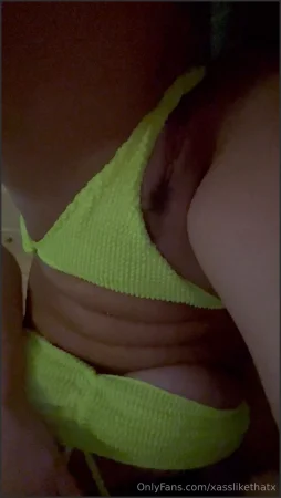 1ofakind69xxx pov pussy play in sauna soz bad quality 3000351890 ( 181.5 MB )