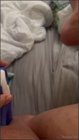 tonguetrix i was so horny last night im still so horny wish i had a b 3108380296 ( 92.5 MB )