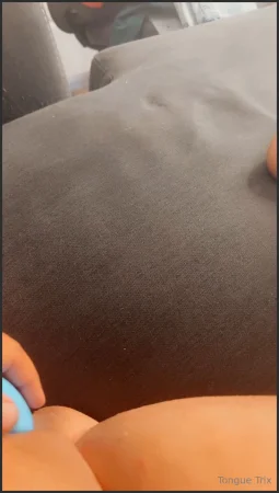 tonguetrix i love my new toy look how wet it makes me 3107131329 ( 79.4 MB )