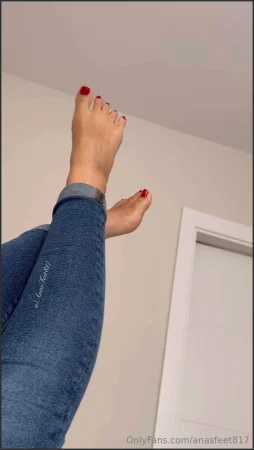 anasfeet817 hot as fuck 3614075635 ( 40.4 MB )