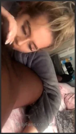 kinkybitchx queen of head 381023829 ( 40.5 MB )